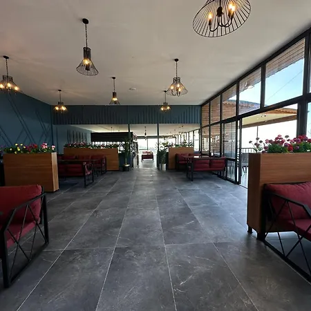 Bungaport Luxury Bungalows&suits *