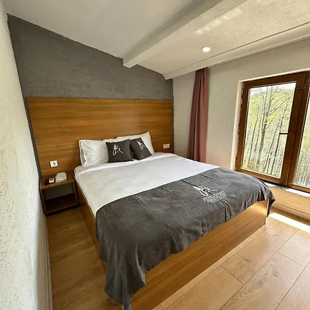 酒店 Bungaport Luxury Bungalows&suits 里泽