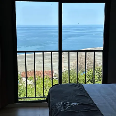 酒店 Bungaport Luxury Bungalows&suits 里泽