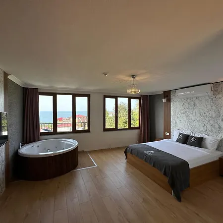 Bungaport Luxury Bungalows&suits * 里泽
